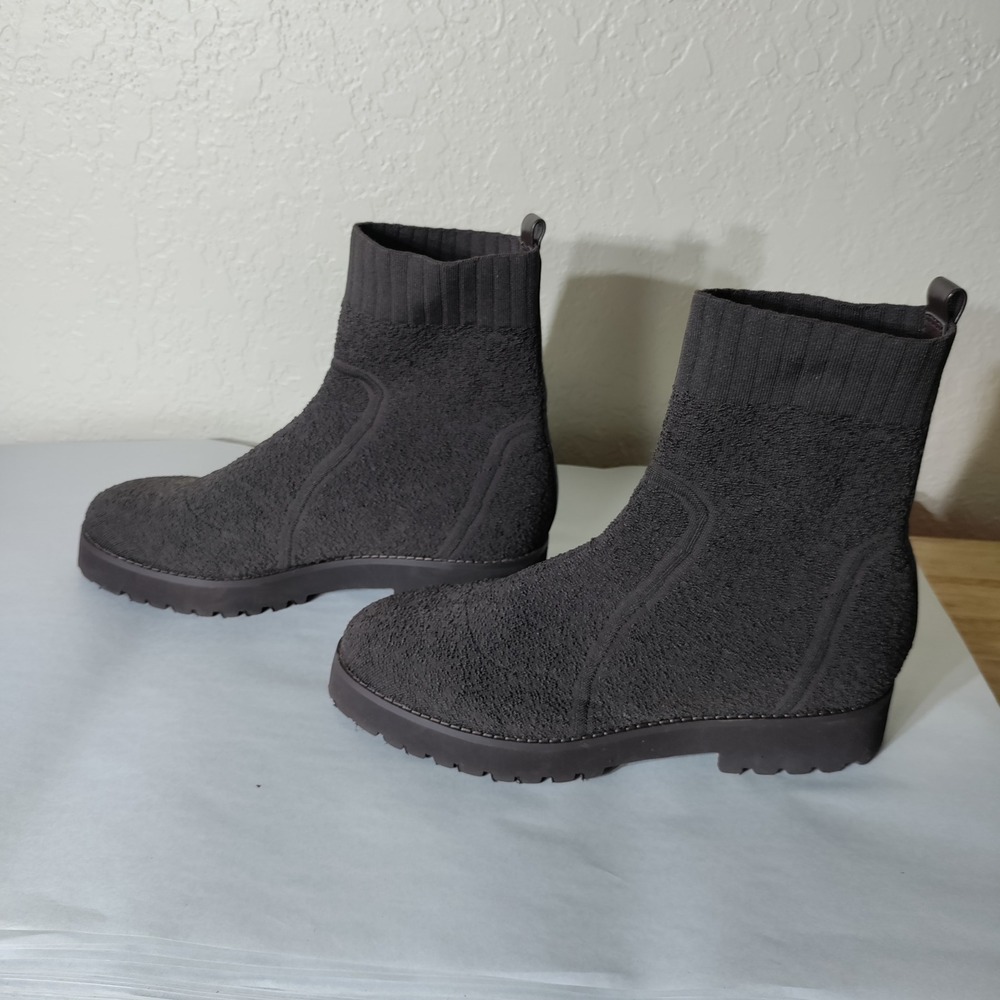 Andre Assous Sock Boots Brown Boucle Knit Lug Sole Ankle Boots Size 9M
